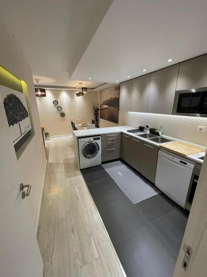 Apartamento Acolhedor Na Amadora Apartment Exterior photo